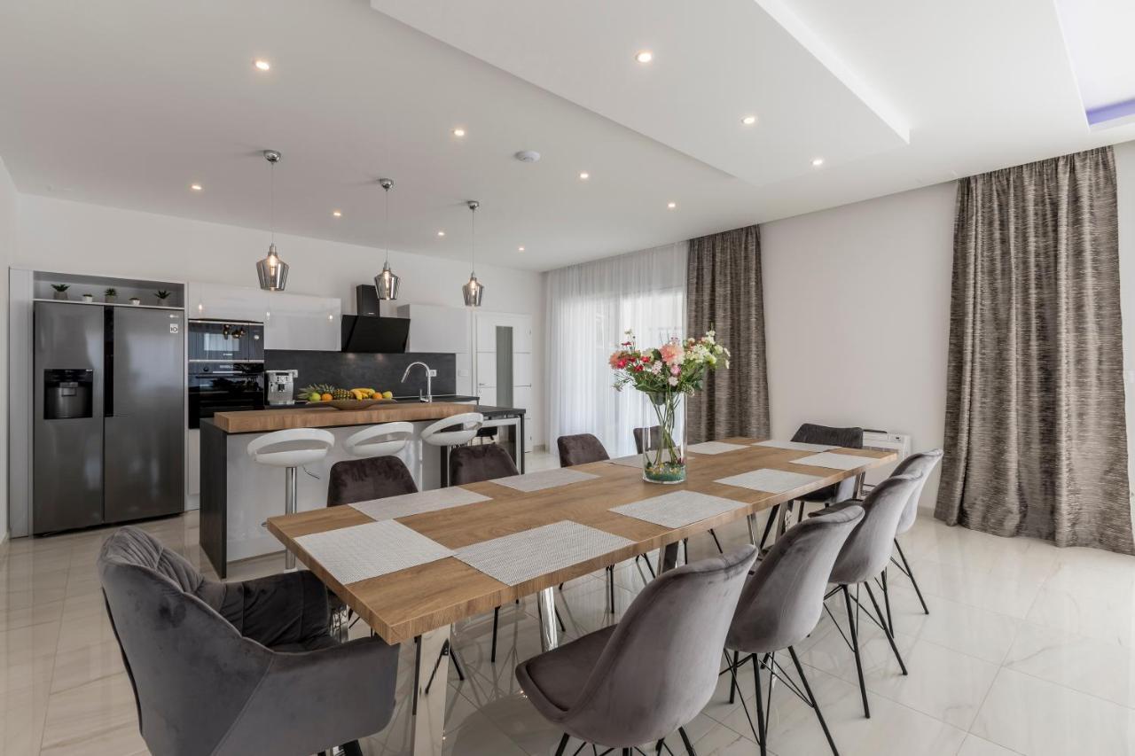Luxurious Villa Meri Kaštela Eksteriør bilde