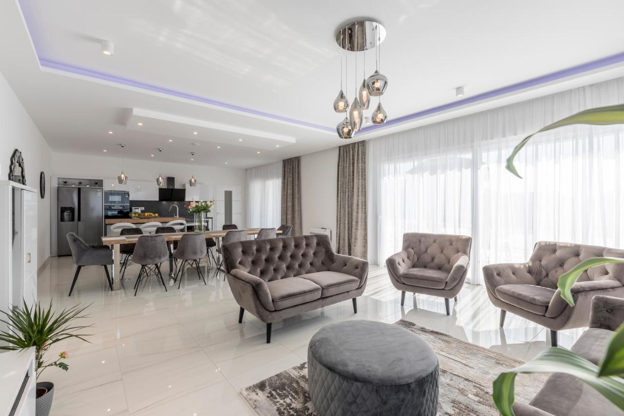 Luxurious Villa Meri Kaštela Eksteriør bilde