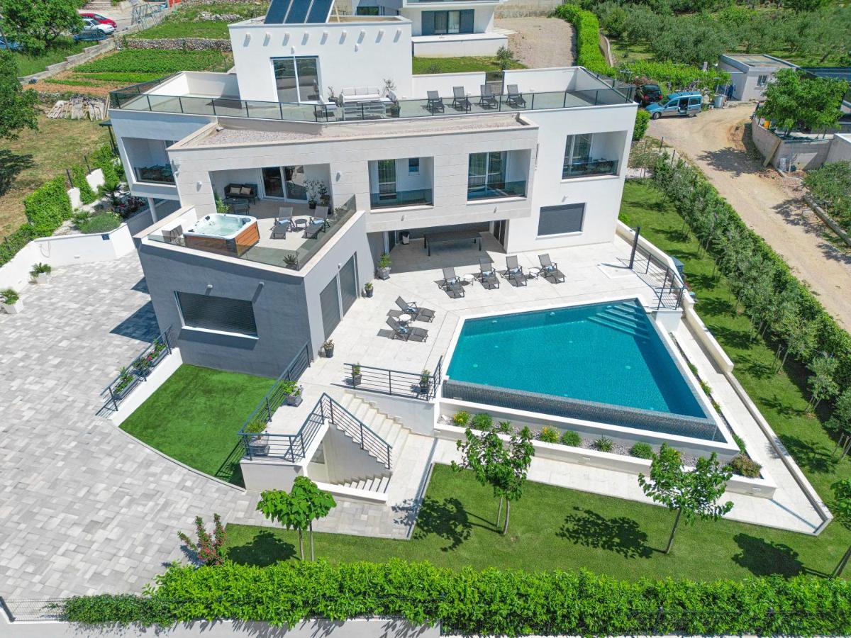 Luxurious Villa Meri Kaštela Eksteriør bilde